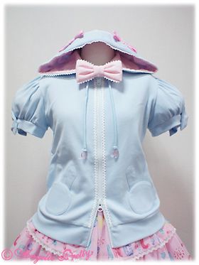 Cutsew bunny ears.